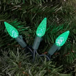 Northlight 70-Count Green Faceted C6 LED Christmas Light Set - 23ft Green Wire