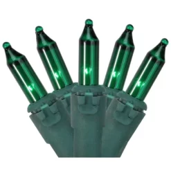 Northlight Net Style Incandescent Christmas Lights - 4' X 6' - Green - Green Wire